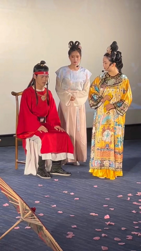 周仁亮首演话剧男一，饰《红楼梦》贾宝玉 -1
