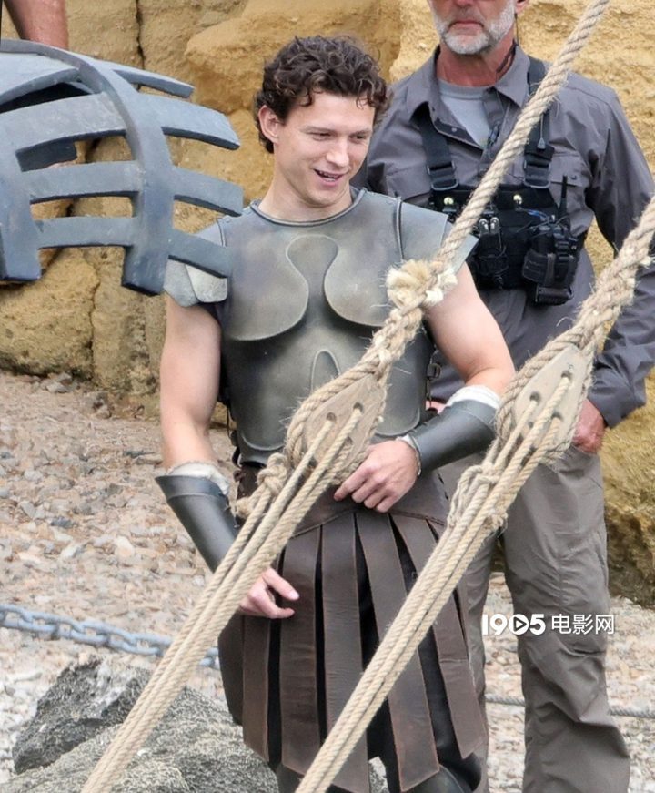 《奥德赛》揭秘:54岁马达腹肌抢镜,赞达亚亮相 -2 《奥德赛》揭秘:54岁马达腹肌抢镜,赞达亚亮相 -2