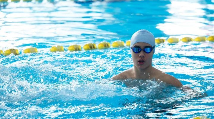 《泳无止境》：青春逐梦，泳池情感热血之旅 -6