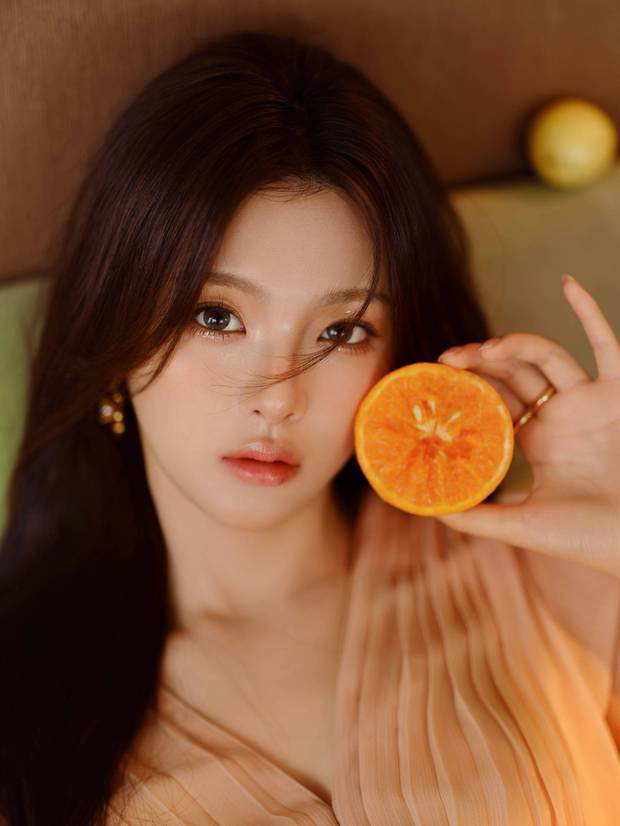 杨超越粉裙配橙妆，甜欲风造型惊艳 -2