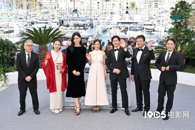 《远山淡影》：戛纳的隐秘瑰宝，广濑铃亮相见面会 -1