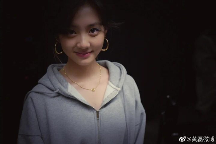 《人·鱼》演员阵容：王一博领衔，黄磊女儿黄多多、汤唯加盟 -3