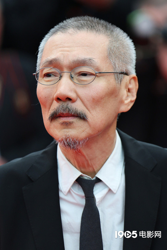 戛纳红毯新规后，刘晓庆、龚俊、是枝裕和等明星亮相！ -3