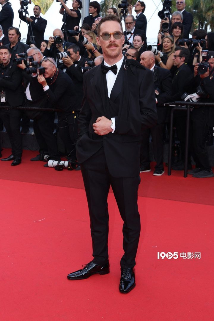 《腓尼基计划》：戛纳红毯星光熠熠，本尼、林志玲、周冬雨等闪耀登场 -2