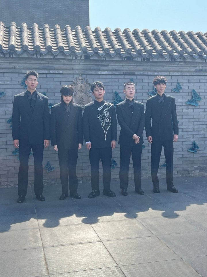 张九龄婚礼“麻将大战” 杨九郎伴郎团抢眼 -1