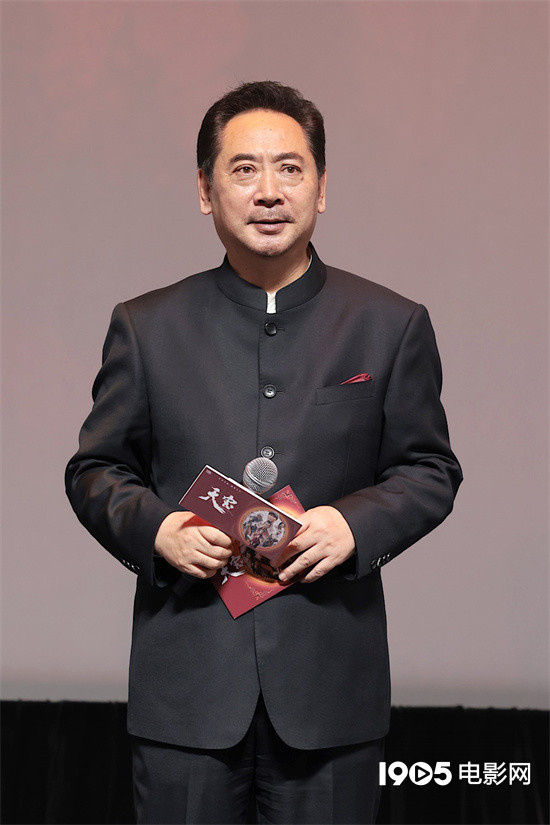 《天宝》首映礼：唐国强刘劲京城再聚首 -1