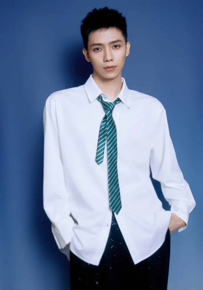 罗一舟拍戏意外受伤，已就医报平安：无需担心 -2