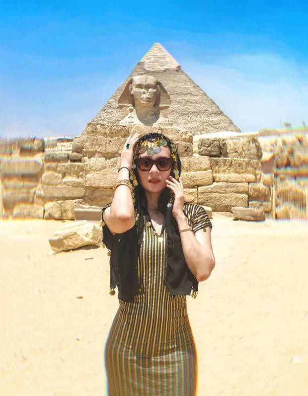 章子怡埃及探秘,金字塔下演绎现代“艳后” -2 章子怡埃及探秘,金字塔下演绎现代“艳后” -2