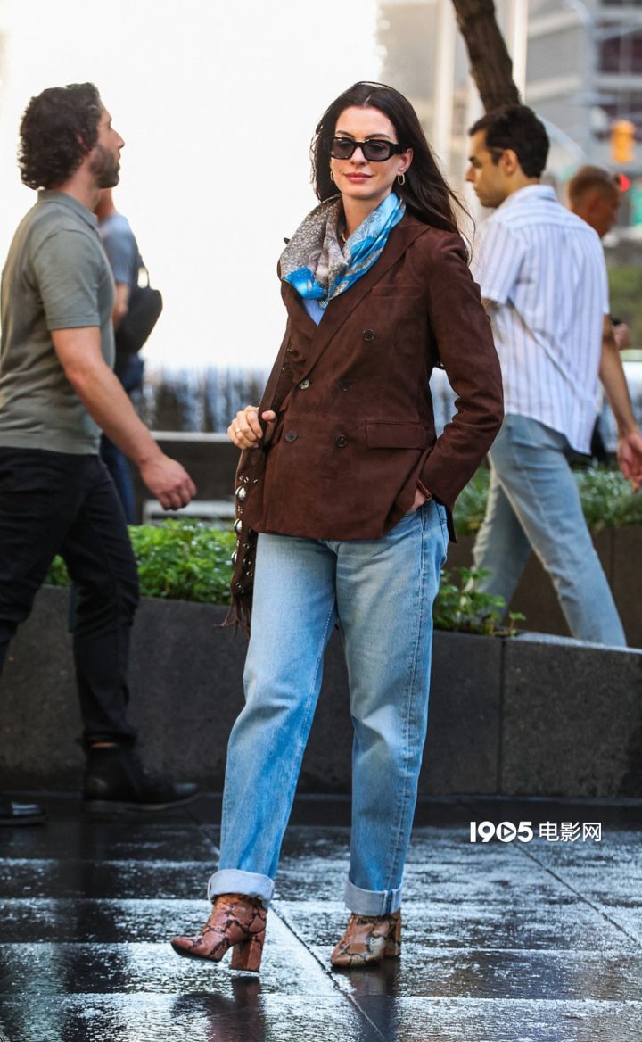 《普拉达女王2》路透：海瑟薇依旧忙碌 -2