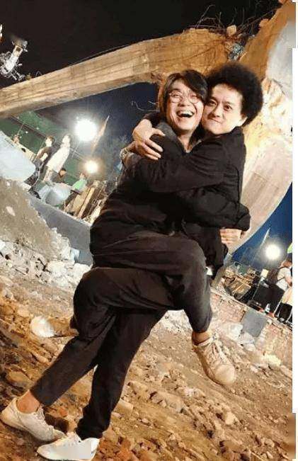 大鹏缅怀赵英俊:新片首映,为你留座 -2 大鹏缅怀赵英俊:新片首映,为你留座 -2