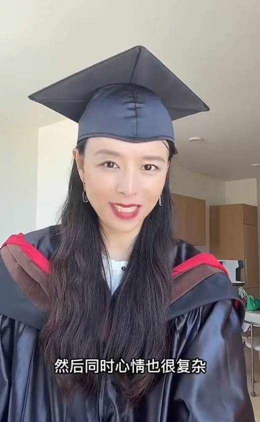 张静初谈未获文凭的研究生毕业经历 -2 张静初谈未获文凭的研究生毕业经历 -2