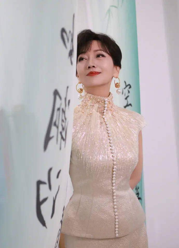 赵雅芝亲笔签名,400封粉丝信件回寄 -2 赵雅芝亲笔签名,400封粉丝信件回寄 -2