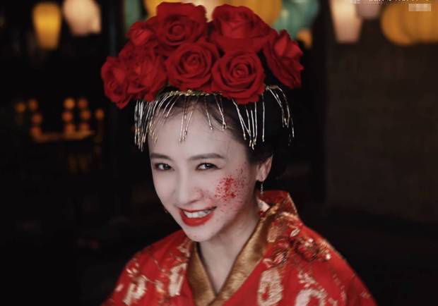 翁虹56岁再演《猫妖》 邪魅一笑重现 -1