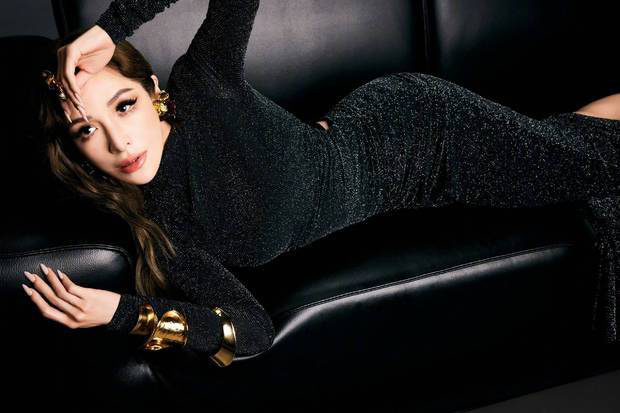 萧亚轩黑色长裙演绎冷艳御姐风 -1 萧亚轩黑色长裙演绎冷艳御姐风 -1